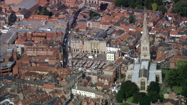 Newark Centre, St. Mary's Church And Town Hall